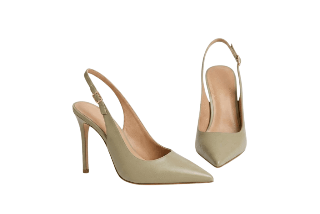 After Clipping Beast mannequin product editing showing professionally edited footwear for eCommerce product photography.